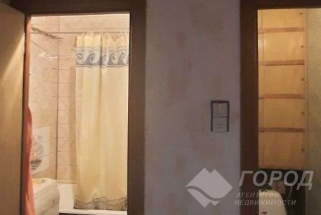 Продам 2-х кімнатну квартиру, Рогань, Роганский ж/м, Код: 812833/1