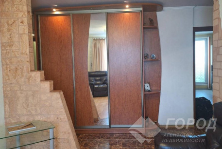 Продам 3-х кімнатну квартиру, Салтовка, 522 м/р, Код: 812851/1