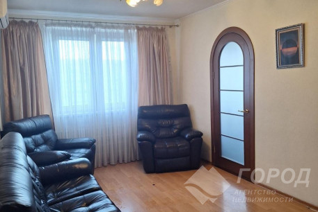 Продам 3-х кімнатну квартиру, Салтовка, 522 м/р, Код: 812851/1