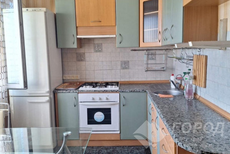 Продам 3-х кімнатну квартиру, Салтовка, 522 м/р, Код: 812851/1