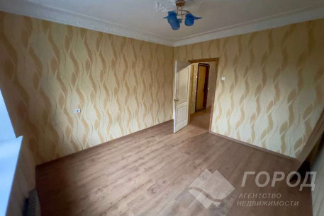 Продам 4-х кімнатну квартиру, Салтовка, Код: 812857/1