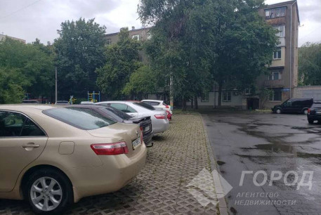 Продам гостинку, Гагарина проспект, Защитников Украины метро (Площадь Восстания), Код: 812889/1