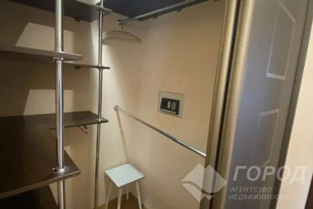 Сдам 3-х кімнатну квартиру, Новые дома, Коммунальный рынок, Код: 812904/1