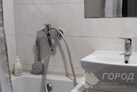 Продам 2-х кімнатну квартиру, Салтовка, 606 м/р, Код: 812906/1