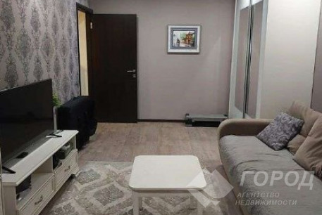 Продам 2-х кімнатну квартиру, Салтовка, 606 м/р, Код: 812906/1