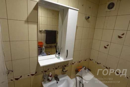 Продам 2-х кімнатну квартиру, ХТЗ, Код: 812922/1