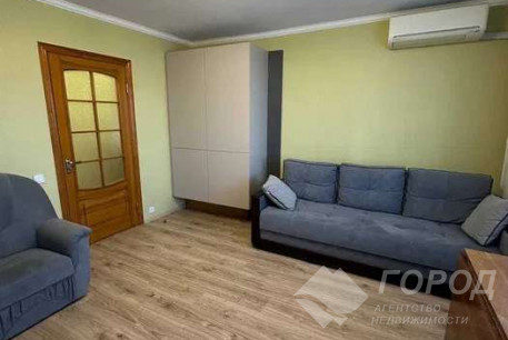 Продам 3-х кімнатну квартиру, Одесская, Код: 812934/2