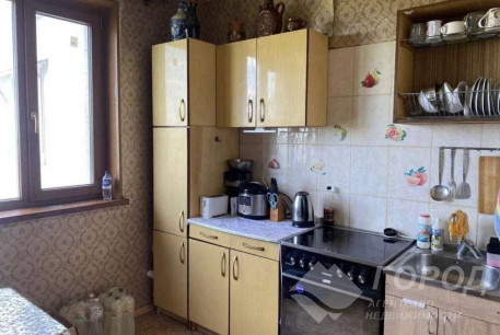 Продам 3-х кімнатну квартиру, ХТЗ, Код: 812935/1