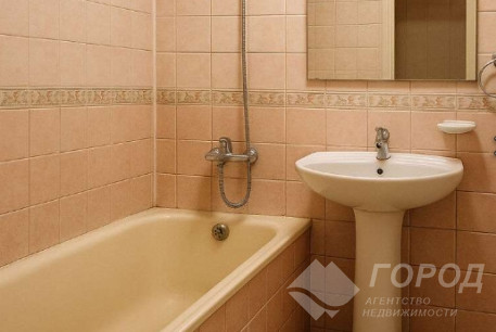 Продам 2-х кімнатну квартиру, Алексеевка, Алексеевская метро, Код: 812995/1