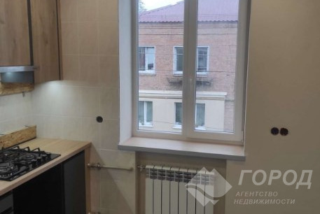Продам 2-х кімнатну квартиру, Алексеевка, Код: 812996/1
