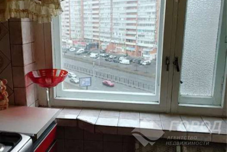 Продам 3-х кімнатну квартиру, Гагарина проспект, Проспект Гагарина метро, Код: 813040/1