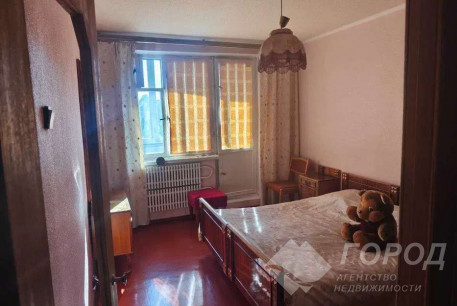 Продам 3-х кімнатну квартиру, Рогань, Роганский ж/м, Код: 813053/1