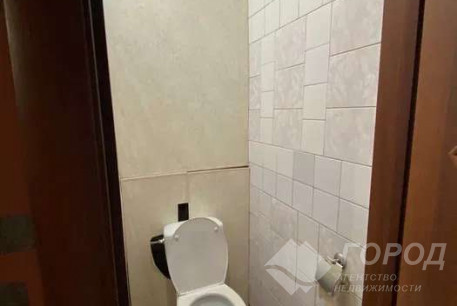 Продам 2-х кімнатну квартиру, Центр, Код: 813054/1