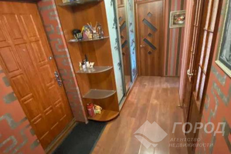 Продам 2-х кімнатну квартиру, Центр, Код: 813054/1