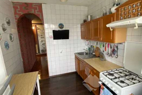 Продам 2-х кімнатну квартиру, Центр, Код: 813054/1