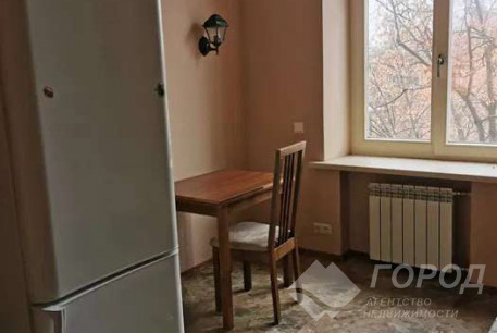 Сдам 2-х кімнатну квартиру, Центр, Ярослава Мудрого пл., Код: 813056/1