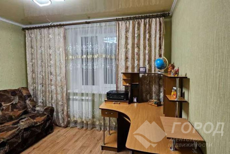 Продам 3-х кімнатну квартиру, Сосновая Горка, Научная метро, Код: 813082/1