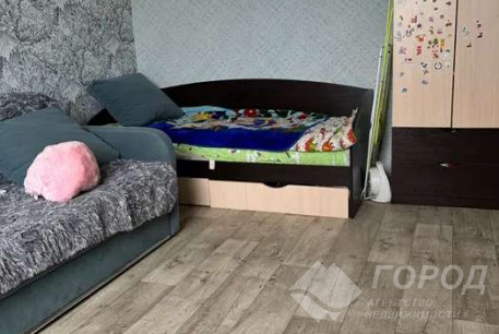 Продам 1-кімнатну квартиру, Рогань, Код: 813106/1