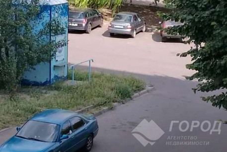 Продам 3-х кімнатну квартиру, Новые дома, Маршала Жукова метро (Дворец спорта), Код: 813132/1