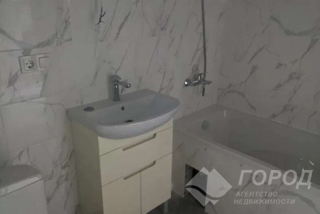 Продам 1-кімнатну квартиру в новобудові, ХТЗ, ХТЗ метро, Код: 813142/1