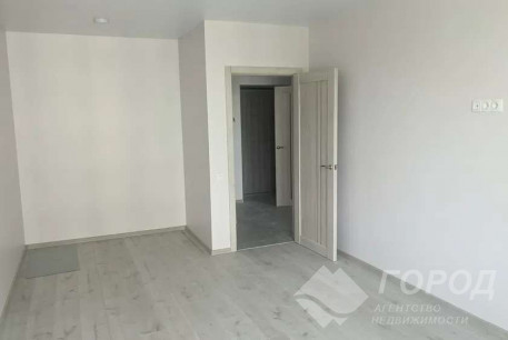 Продам 1-кімнатну квартиру в новобудові, ХТЗ, ХТЗ метро, Код: 813142/1