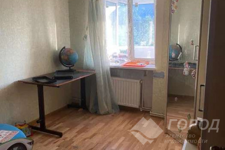 Продам 4-х кімнатну квартиру, , Код: 813171/1