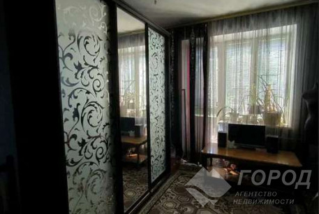 Продам 1-кімнатну квартиру, ХТЗ, ХТЗ метро, Код: 813174/1