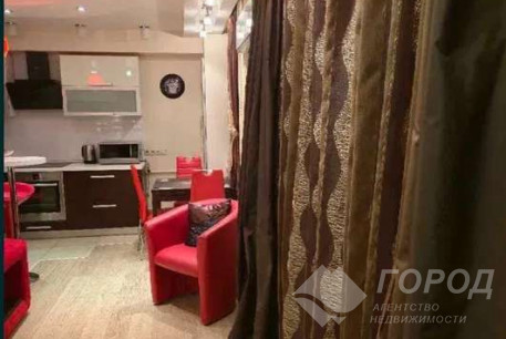 Продам 3-х кімнатну квартиру, Сосновая Горка, Научная метро, Код: 813183/1