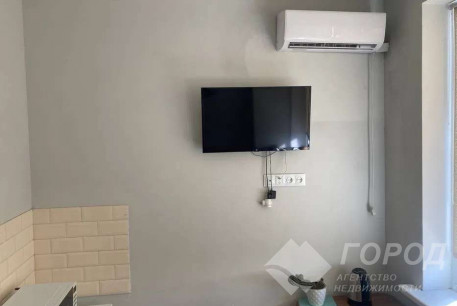 Сдам гостинку, Центральный рынок, Южный вокзал метро, Код: 813197/1