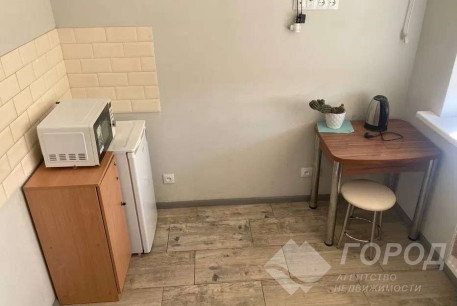 Сдам гостинку, Центральный рынок, Южный вокзал метро, Код: 813197/1