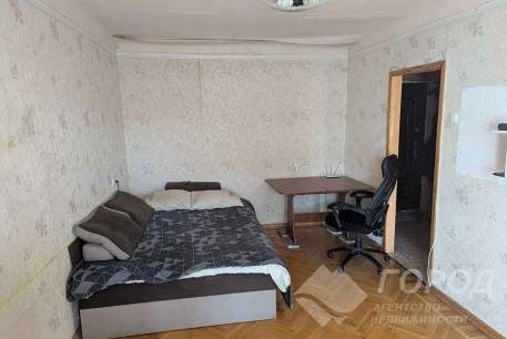 Продам 1-кімнатну квартиру, Павлово поле, 23 Августа метро, Код: 813235/1