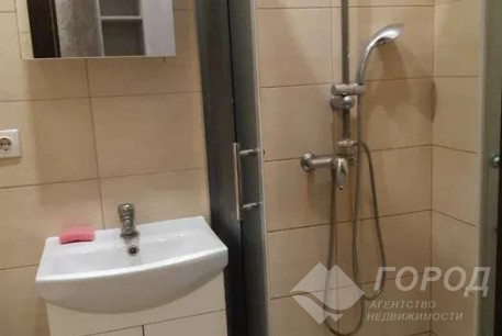 Сдам гостинку, Центральный рынок, Южный вокзал метро, Код: 813278/1