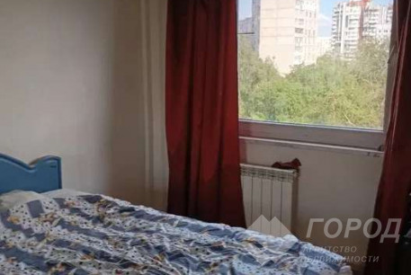 Продам 4-х кімнатну квартиру, Алексеевка, Код: 813283/1