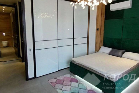 Продам 2-х кімнатну квартиру в новобудові, Центр, Код: 813303/1