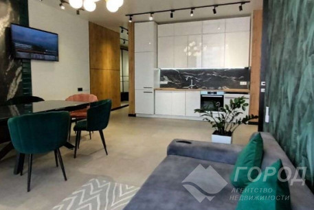 Продам 2-х кімнатну квартиру в новобудові, Центр, Код: 813303/1