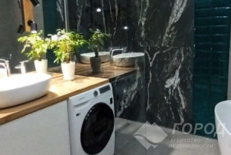 Продам 2-х кімнатну квартиру в новобудові, Центр, Код: 813303/1