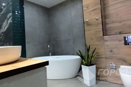 Продам 2-х кімнатну квартиру в новобудові, Центр, Код: 813303/1