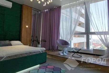 Продам 2-х кімнатну квартиру в новобудові, Центр, Код: 813303/1