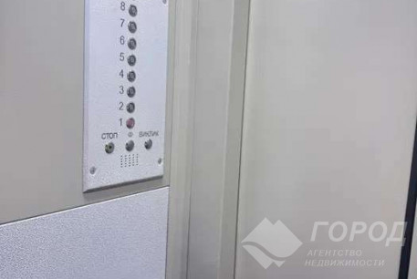 Продам 1-кімнатну квартиру, Дергачевский р-н, Солоницевка пгт., Код: 813411/1