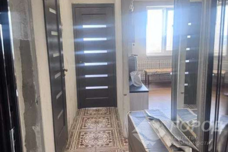 Продам 1-кімнатну квартиру, Дергачевский р-н, Солоницевка пгт., Код: 813411/1