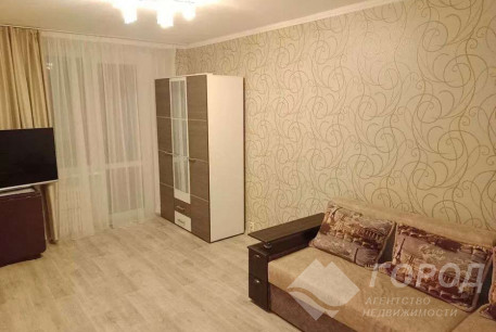 Продам 2-х кімнатну квартиру, ХТЗ, Масельского метро, Код: 813421/1