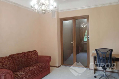 Сдам 2-х кімнатну квартиру, Центр, Код: 813433/1