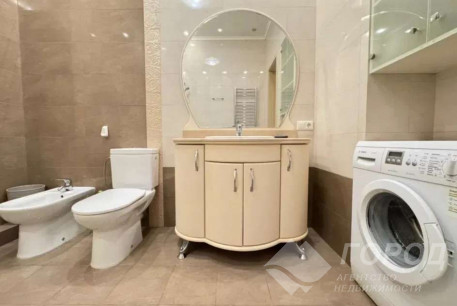 Продам 3-х кімнатну квартиру в новобудові, Центр, Ярослава Мудрого пл., Код: 813455/1