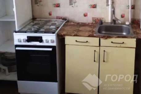 Продам 1-кімнатну квартиру, Центр, Код: 813523/1