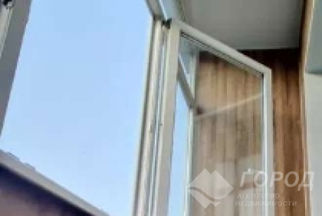 Продам 1-кімнатну квартиру, Центр, Код: 813523/1