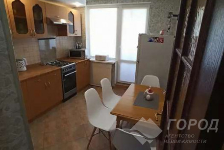 Продам 2-х кімнатну квартиру, ХТЗ, Пролетарская метро (Индустриальная), Код: 813532/1