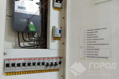 Продам 2-х кімнатну квартиру, ХТЗ, Пролетарская метро (Индустриальная), Код: 813532/1