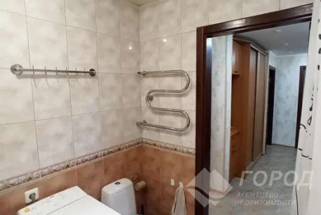 Продам 2-х кімнатну квартиру, ХТЗ, Пролетарская метро (Индустриальная), Код: 813532/1