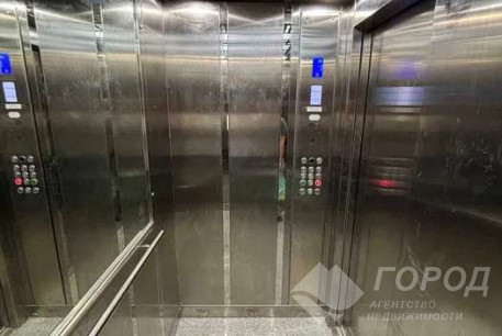 Продам 3-х кімнатну квартиру в новобудові, ХТЗ, ХТЗ метро, Код: 813535/1