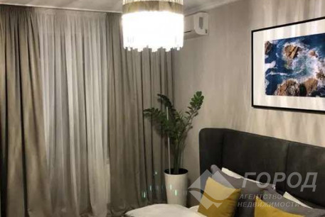 Сдам 3-х кімнатну квартиру, Гагарина проспект, Защитников Украины метро (Площадь Восстания), Код: 813573/1